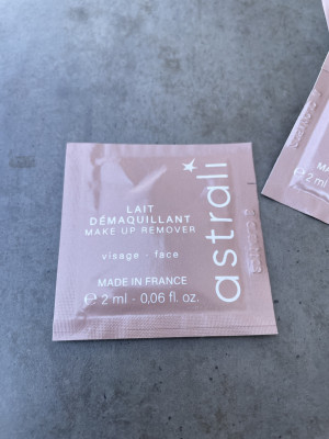 Пробник Lait Demaquillant Astrali, 2 мл