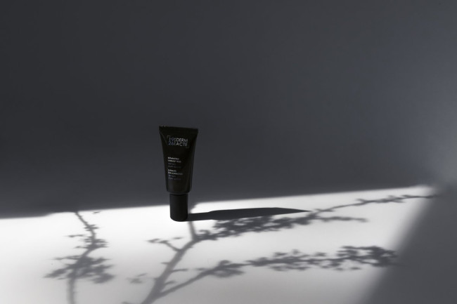 Derm Acte Восстанавливающий корректирующий уход для глаз с пептидами и лифтинг-фактором, 15 мл (Дерм Акт)